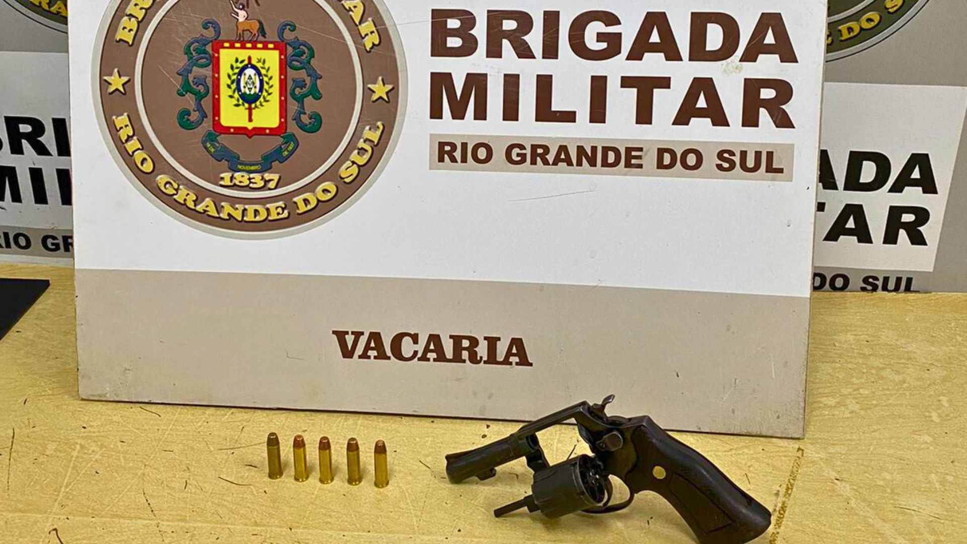 Brigada Militar prende homem por porte ilegal de arma em Vacaria