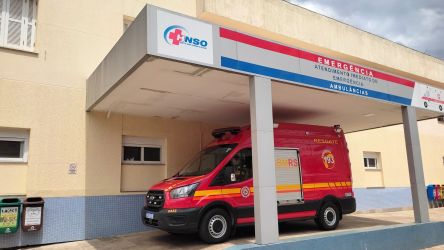 Professora Realiza Manobra de Desengasgo com Suporte dos Bombeiros