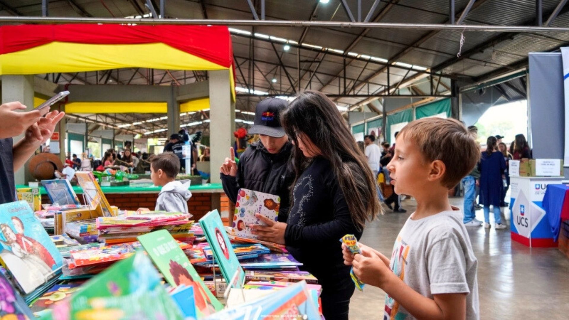 Acontece a 42ª Feira do Livro em Vacaria: A leitura como caminho para o conhecimento