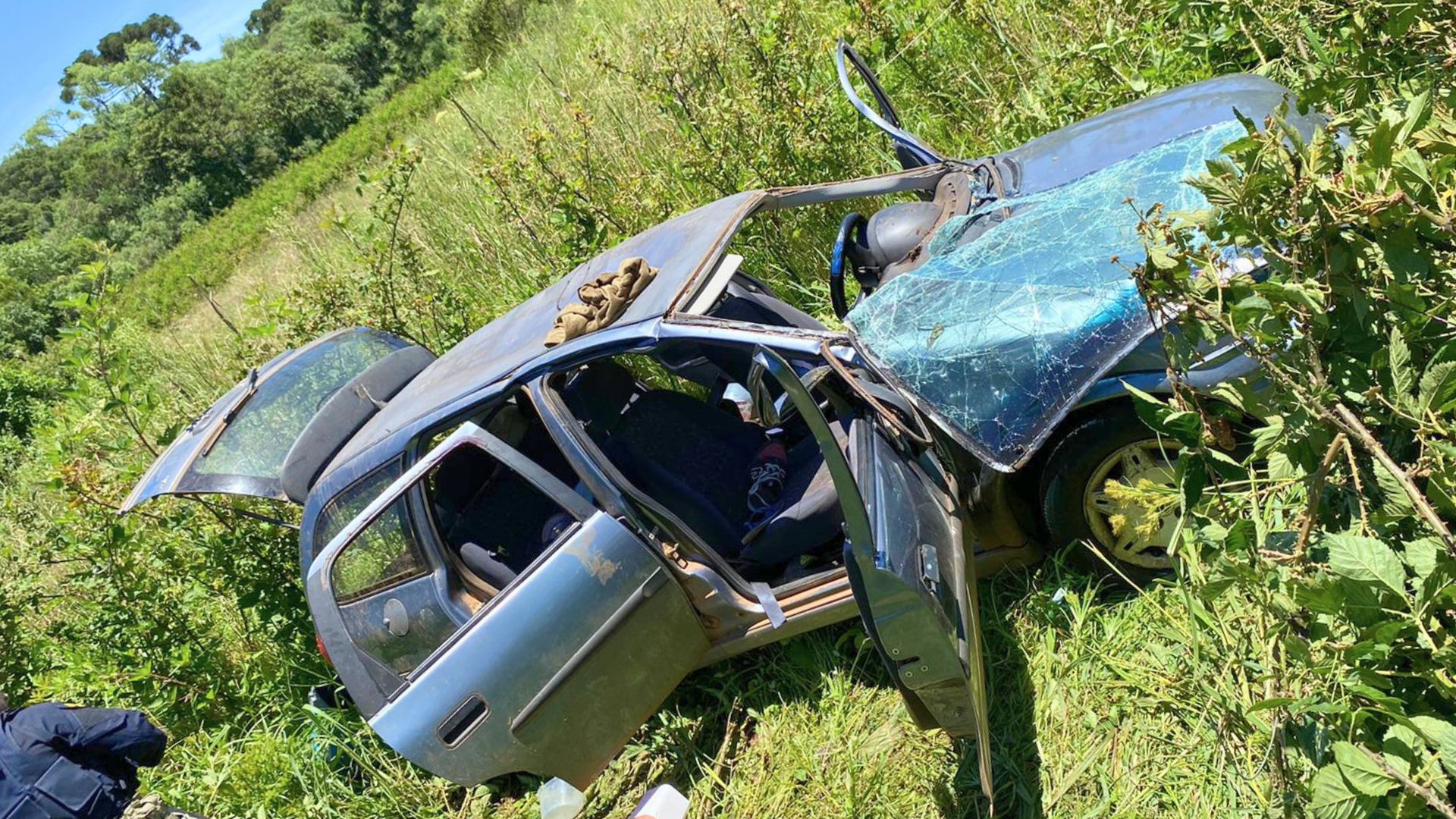 Sa&iacute;da de pista na BR-285