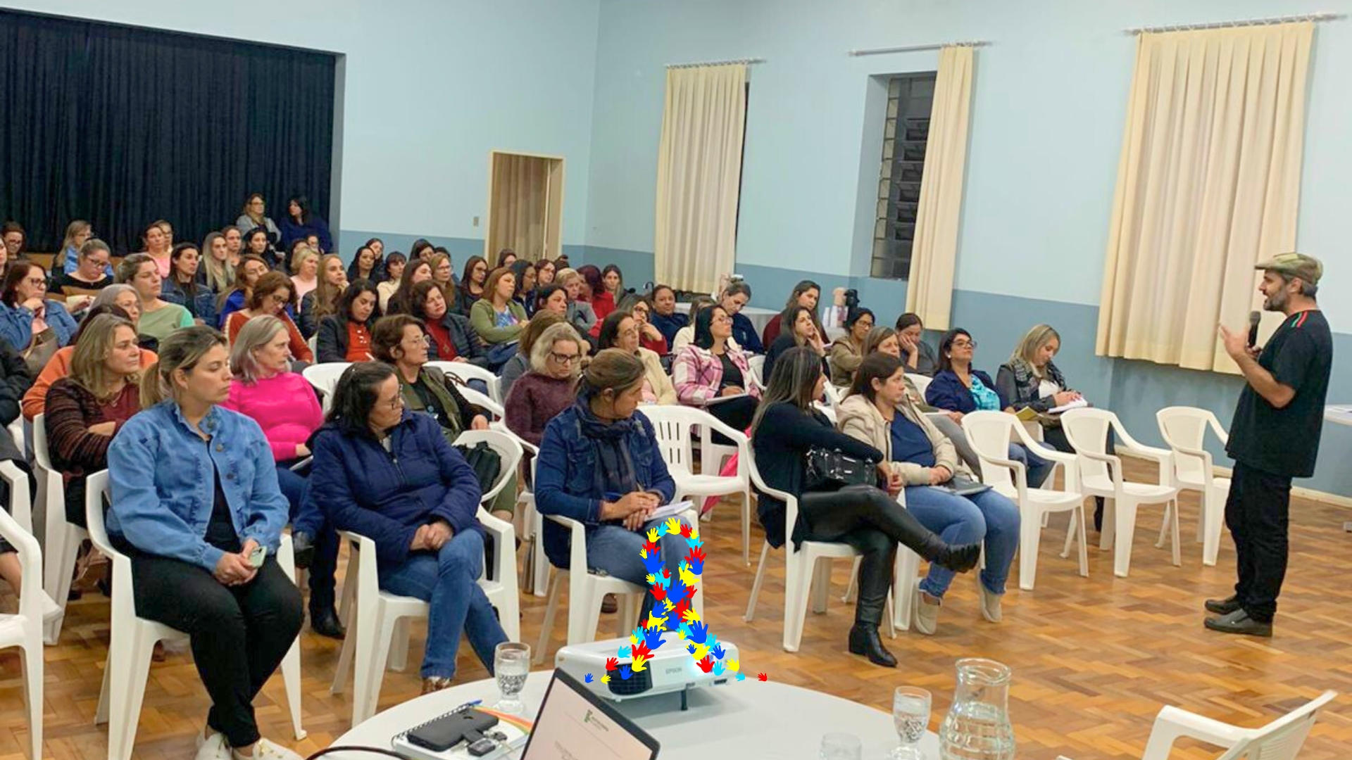OBEDU e seus parceiros promovem a&ccedil;&atilde;o no m&ecirc;s da consci&ecirc;ncia azul