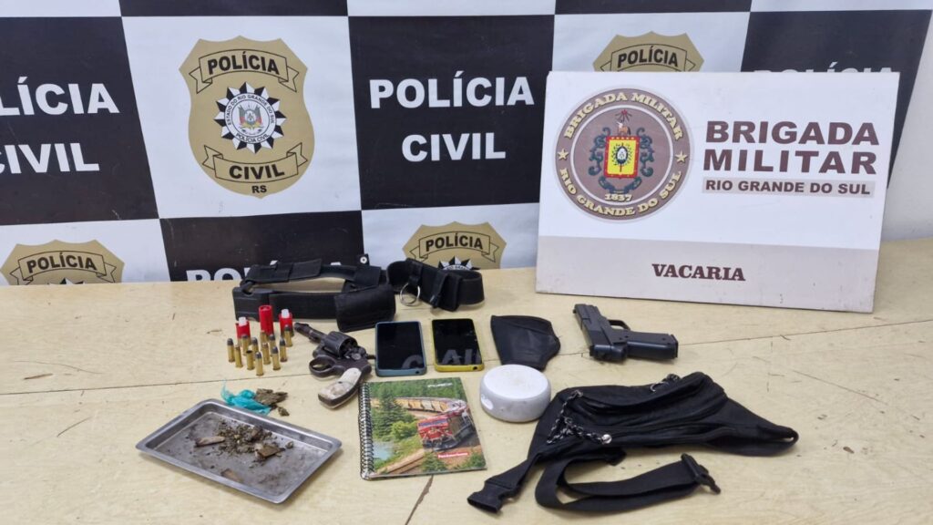 Polícia Civil prende cinco pessoas por tráfico de drogas e porte ilegal de armas