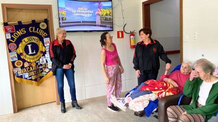 A&ccedil;&atilde;o do Lions Club de Vacaria beneficia asilo atingido pela enchente em Mu&ccedil;um