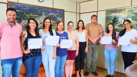 Conselheiros Tutelares S&atilde;o Diplomados em Muitos Cap&otilde;es