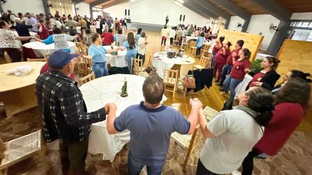 Di&aacute;rio de Vacaria - Esmeralda - Festa do Idoso em Esmeralda