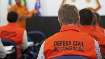 Atualiza&ccedil;&atilde;o da Defesa Civil: Balan&ccedil;o das enchentes - 17/05 09h